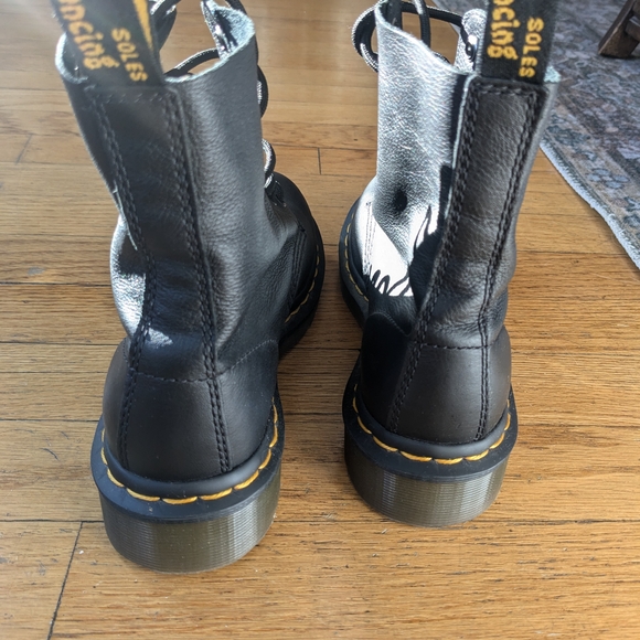 Dr. Martens 1460 Pascal Virginia Leather Boots - Picture 3 of 5